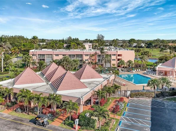 150 Turtle Lake Ct 309, Naples, FL 34105