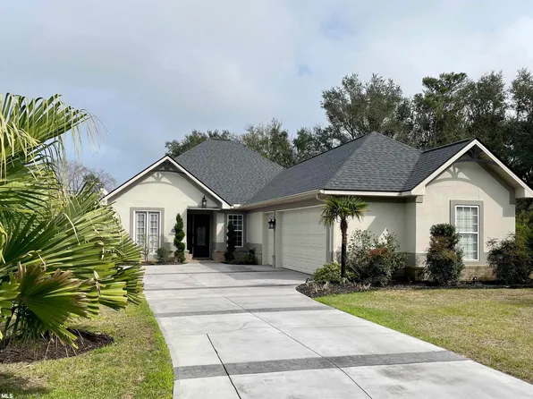 145 Lagoon Dr, Gulf Shores, AL 36542
