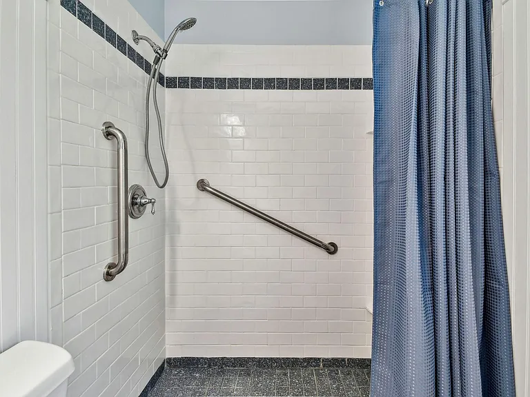 Walk in Shower