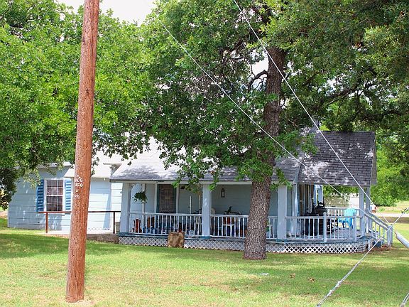 4th image of 409 E Navarro Ave