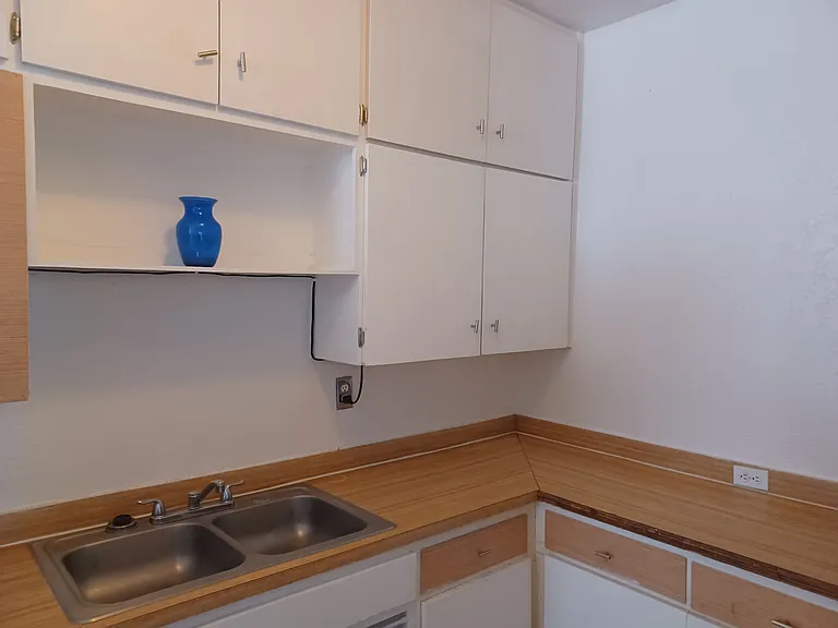 510 Randolph Dr #2 — Photo 11