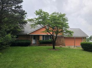 855 Bernhard Rd, Columbus, OH 43213