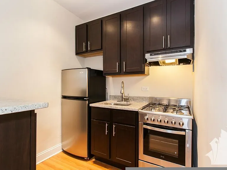 4521 N Paulina St #3A — Photo 7