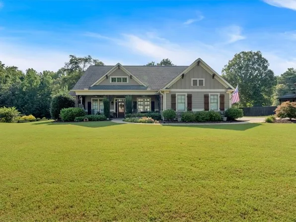 66 Danielle Dr, Dallas, GA 30157