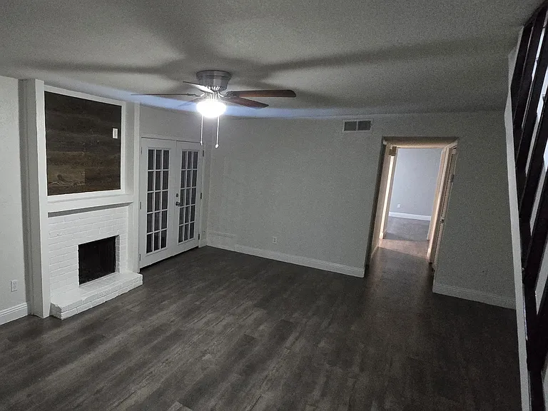 2648 Santa Barbara Dr — Photo 10