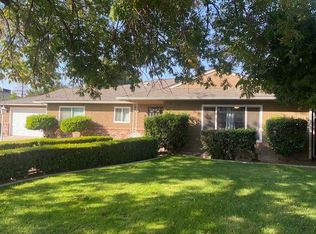 5495 N Prospect Ave, Fresno, CA