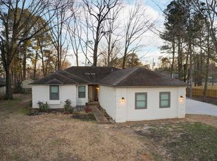 2005 N Fox Trl, Benton, AR 72019