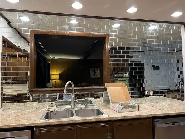 6648 S 77th Ave E, Tulsa, OK 74133