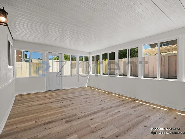 4574 Ellen Way — Photo 20