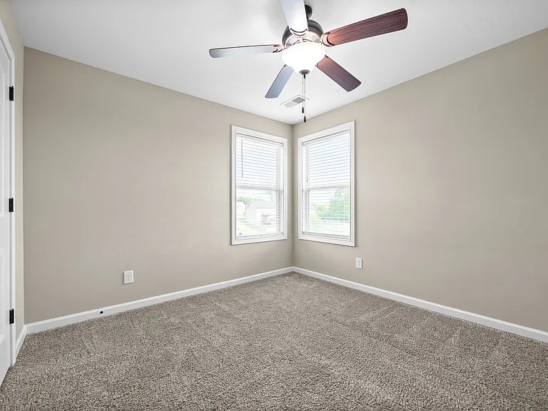 358 Wingfield Dr — Photo 31