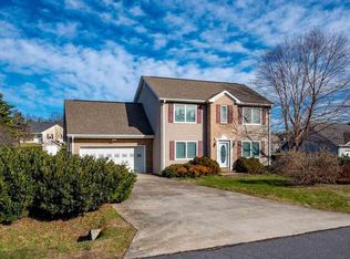 15 Long Bow Rd, Waynesboro, VA 22980