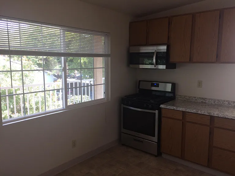 37086 Mulberry St #C — Photo 6