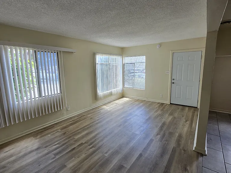 Rio Hondo — Photo 14