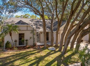 632 Kenneth Way, Tarpon Springs, FL 34689