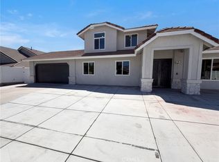 2371 W Via Bello Dr, Rialto, CA 92377