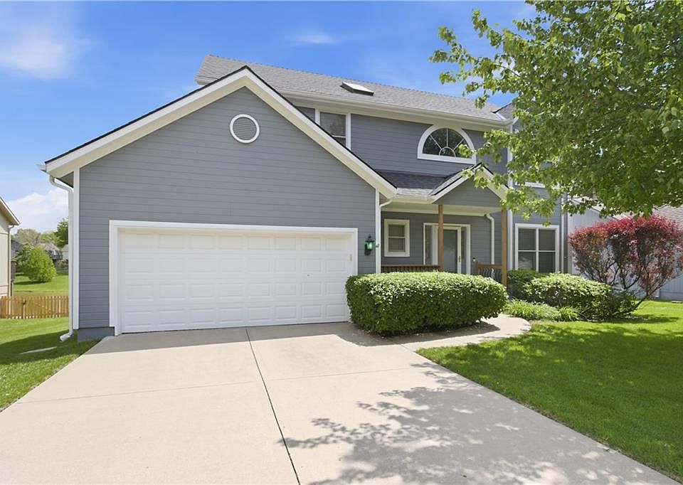 6275 W 157th St, Overland Park, KS 66223 | Zillow