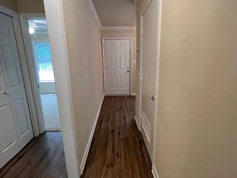 1555A Oakpointe Dr SW #A — Photo 11