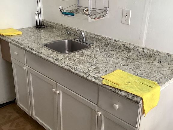 3rd image of 3010 W Flagler St #1