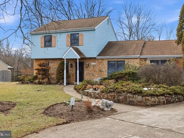 2092 Hawthorne Ln, Hatfield, PA 19440