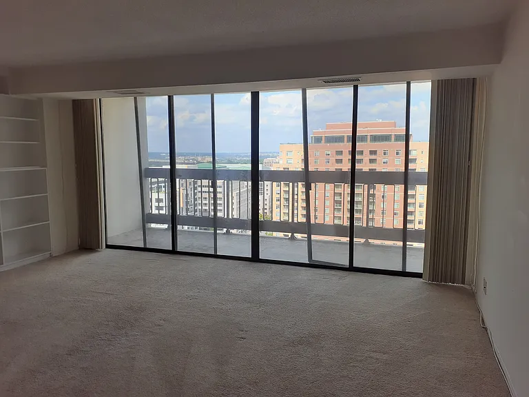 3800 Fairfax Dr #1702 — Photo 9