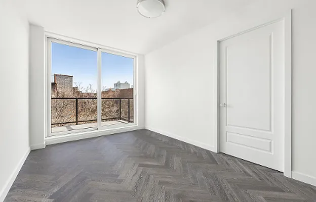 Rented by E Realty International Corp | media 2