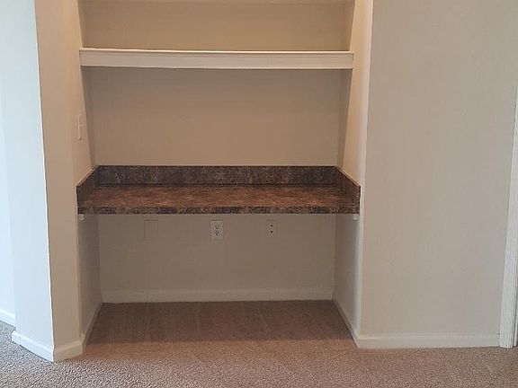 Built in Desk area