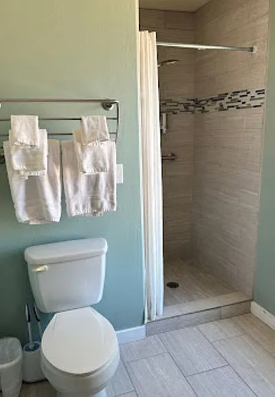 223 W Center St #9 — Photo 5