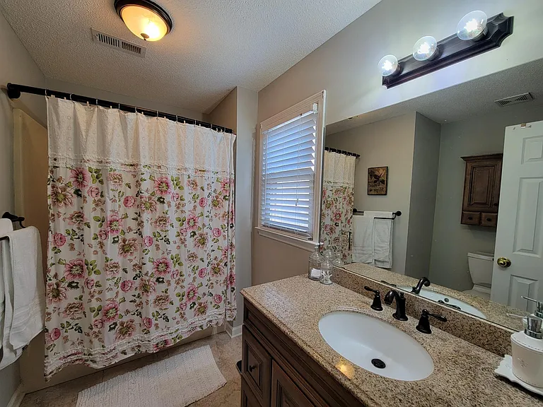 485 Marion Dr — Photo 11