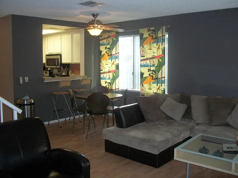 8721 Pine Crest Pl — Photo 5