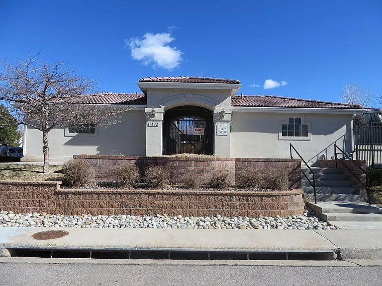 1533 Laurenwood Way — Photo 17