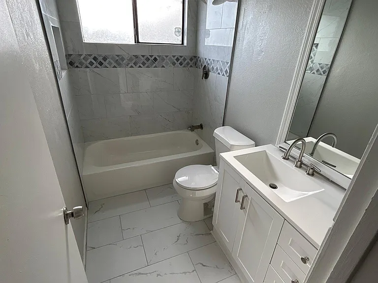 10348 Wood Heights Dr — Photo 7