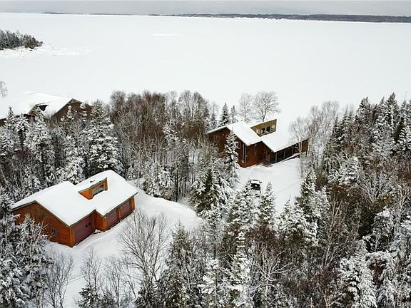 2nd image of 25 Island View Ln