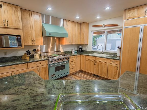 Gorgeous chefs kitchen