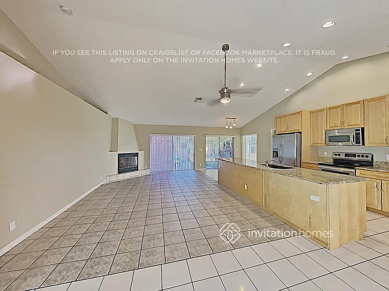 17745 Woodview Ter — Photo 3