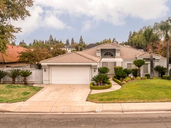 825 E Catalina Cir, Fresno, CA 93730