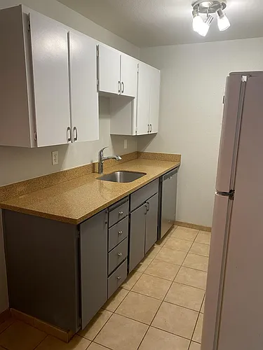 401 Taylor Ave NW #7 Photo 1