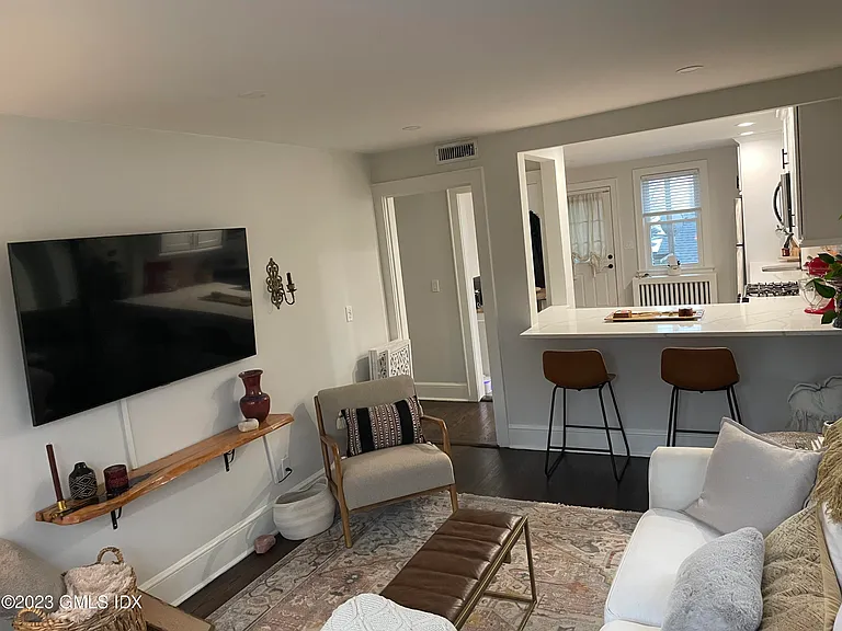60 Weaver St #2 — Photo 11