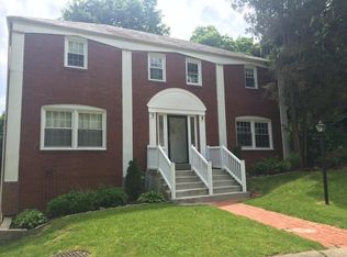 8 Craig Ct, Pittsburgh, PA 15228