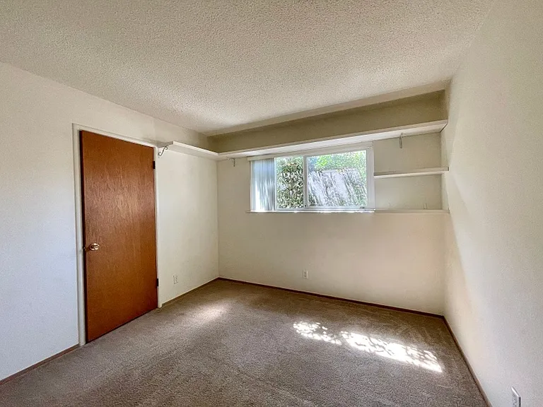3063 Linda Vista Ave — Photo 11