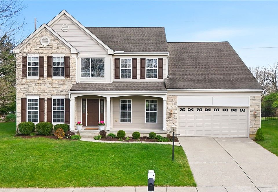 1st image of 1922 Bellbrook Woods Ct