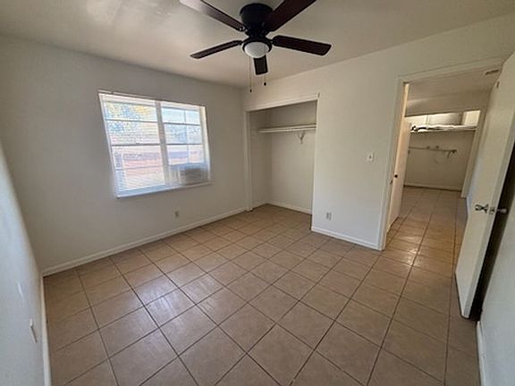 3rd image of 5701 N Northwood Rd #5703