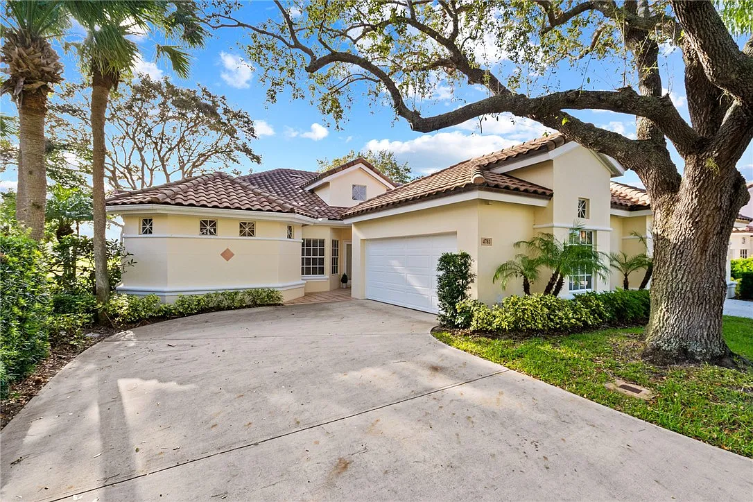 2 bed, 2.5 bath, 1897 sqft, $9,500 — Photo 1