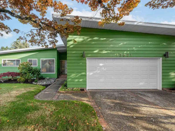 13621 NE Fremont Ct, Portland, OR 97230