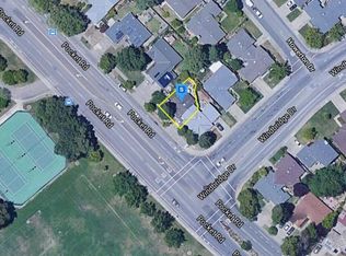 7667 Pocket Rd, Sacramento, CA 95831