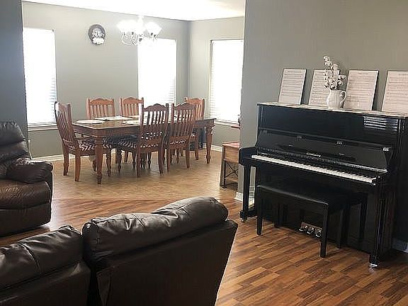 Living room/Dining Room