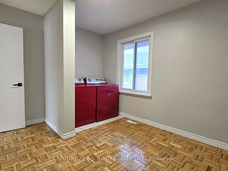 41 Bayview Dr #UPPER — Photo 19