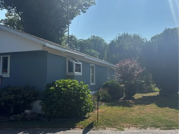 3902 Lockport Olcott Rd, Lockport, NY 14094