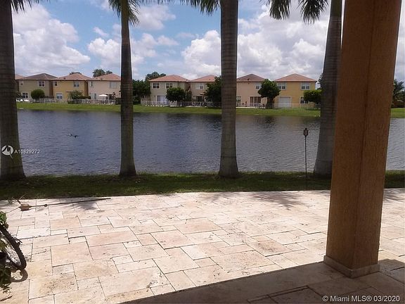 4th image of 7716 NW 113th Ave