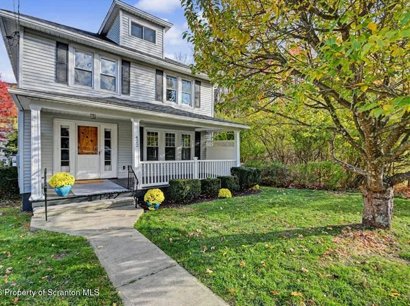 422 Layton Rd, Clarks Summit, PA 18411