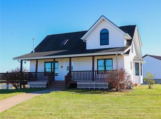 7526 Hoy Rd, Fredericksburg, OH 44627